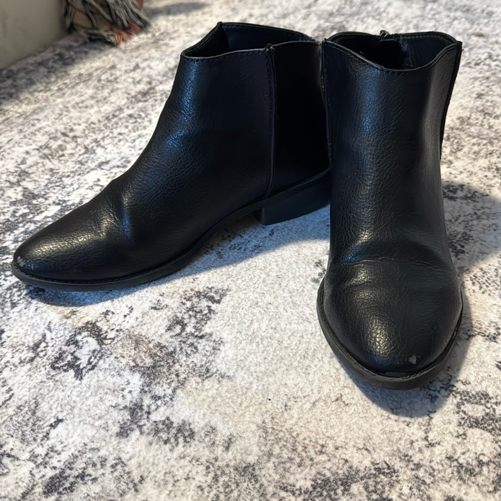 Universal Thread Ankle Boots